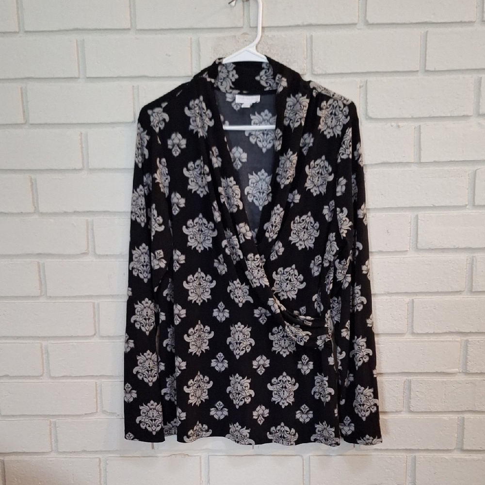 Charter Club Black and Gray Floral Criss Cross Business Top. Size 1X